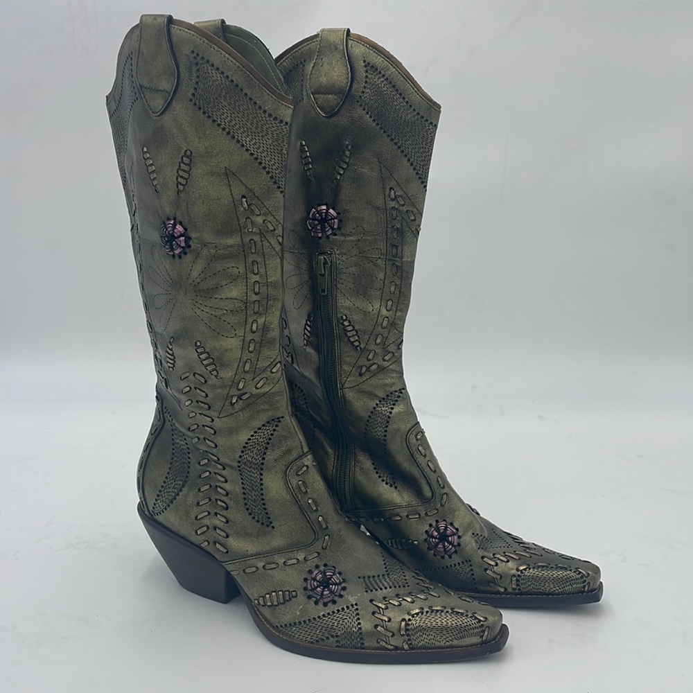 Taylor Swift era 2006 ACM dupe Leather shiny cowboy boots size 8.5